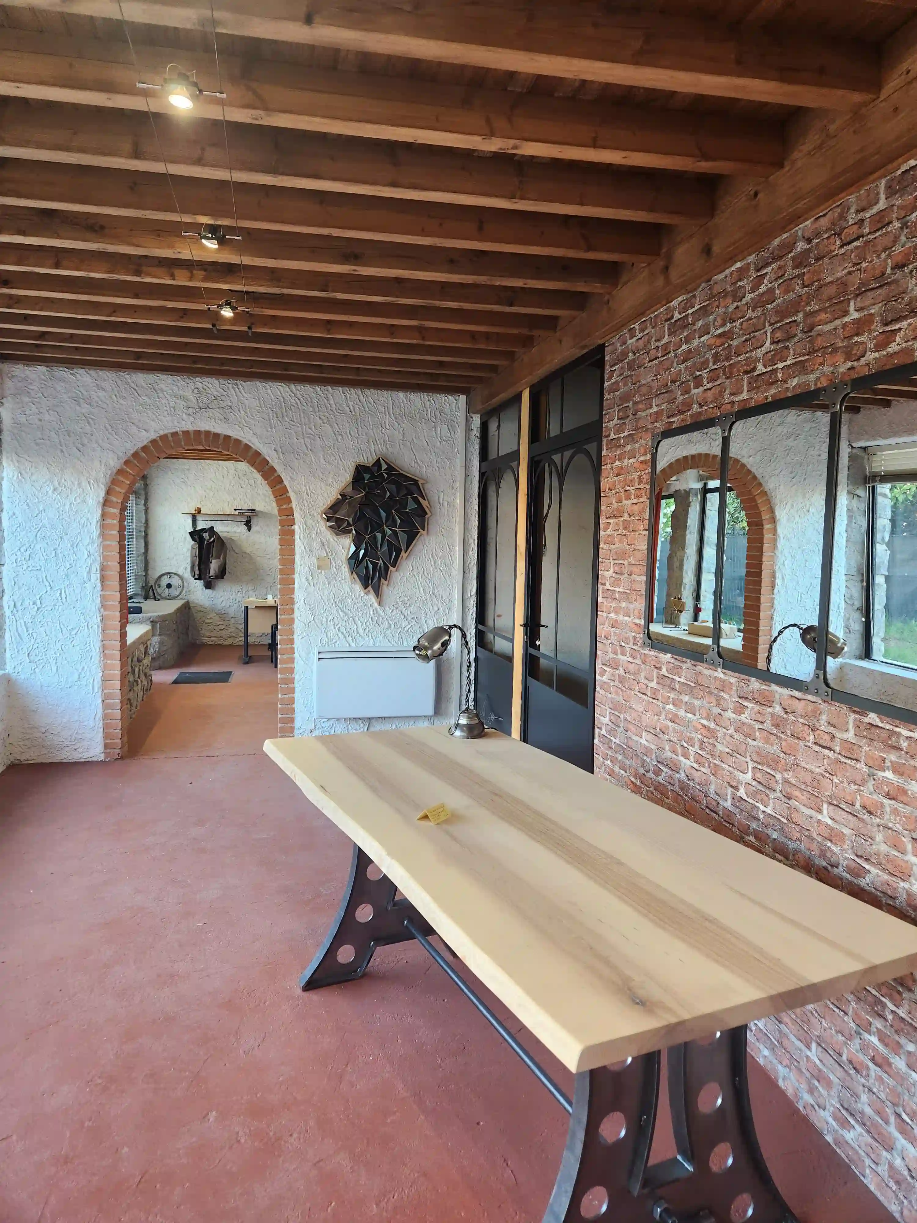 Installation dans notre nouveau showroom et atelier à Montbrison — autres réalisations